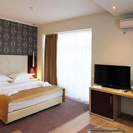 Pushcha Congress Hotel 3*