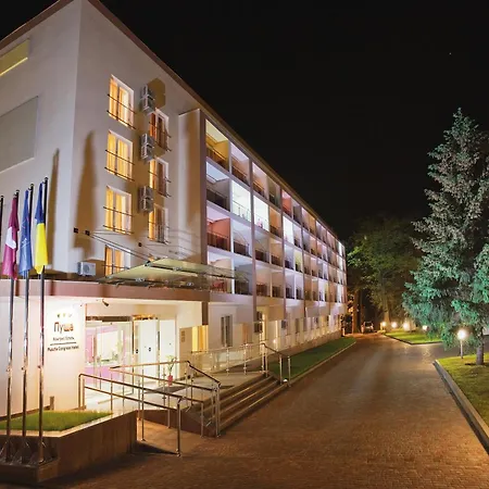 Hotel Pushcha Congress 3*