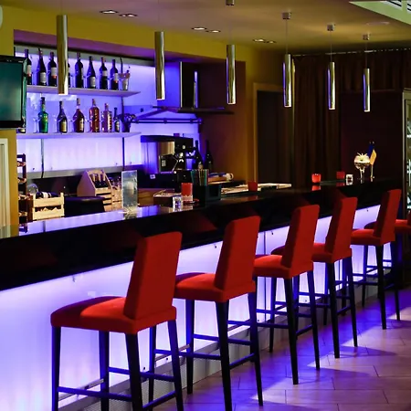 Hotel Pushcha Congress 3*