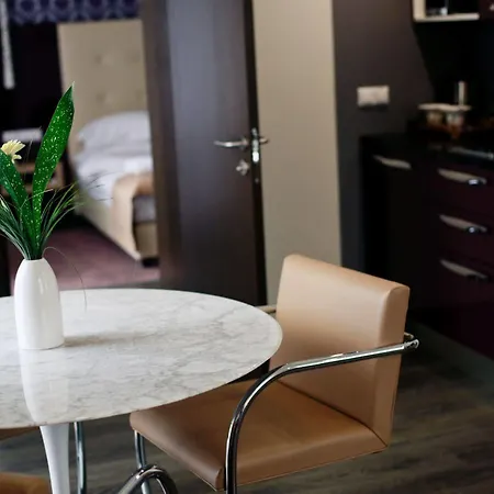 Pushcha Congress Hotel 3*