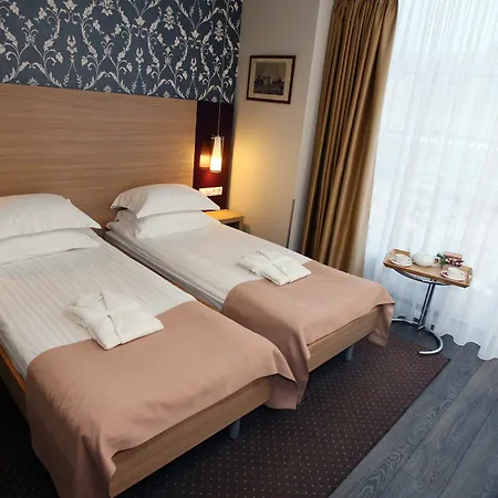 Pushcha Congress 3* Kiev
